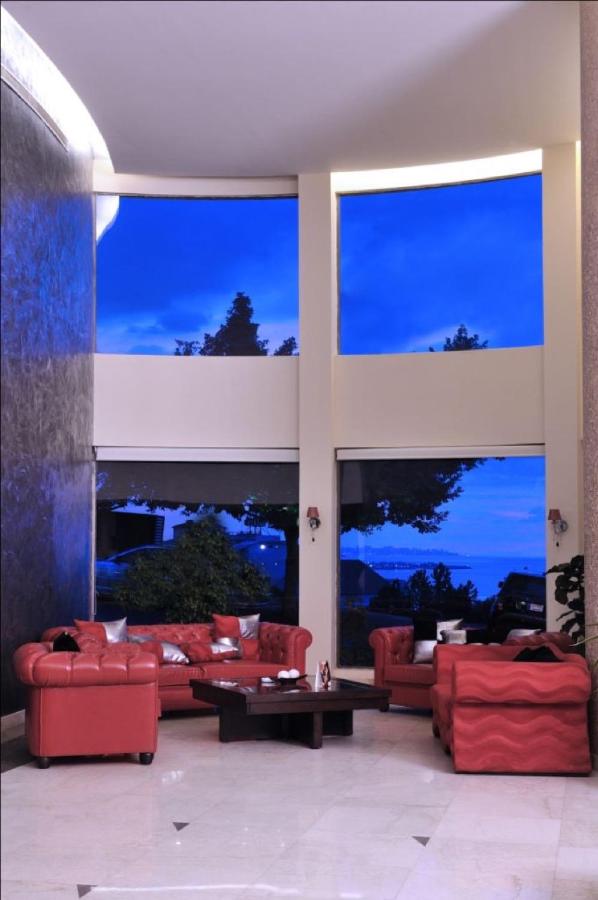 Hollywood Inn Boutique Hotel photo