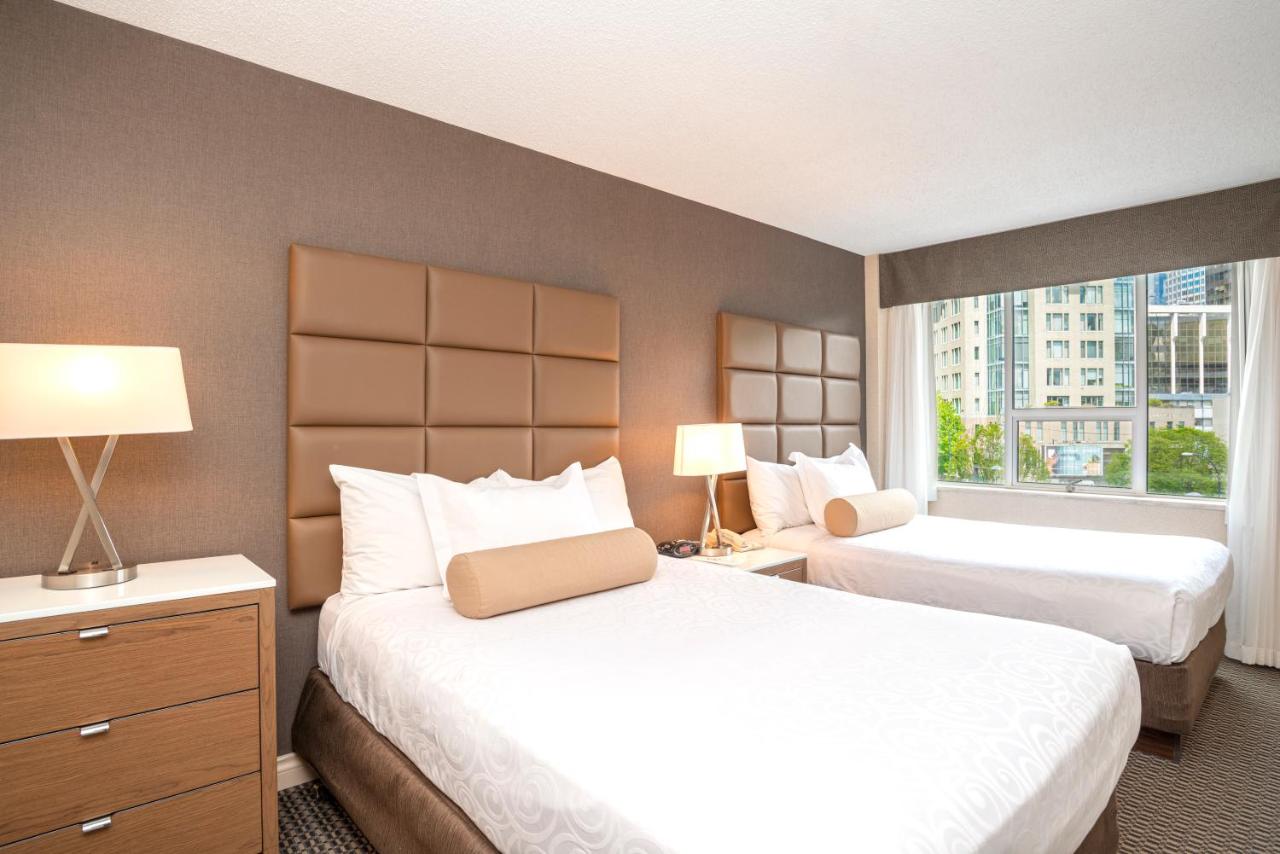 Best Western Premier Chateau Granville Hotel & Suites & Conference Centre photo