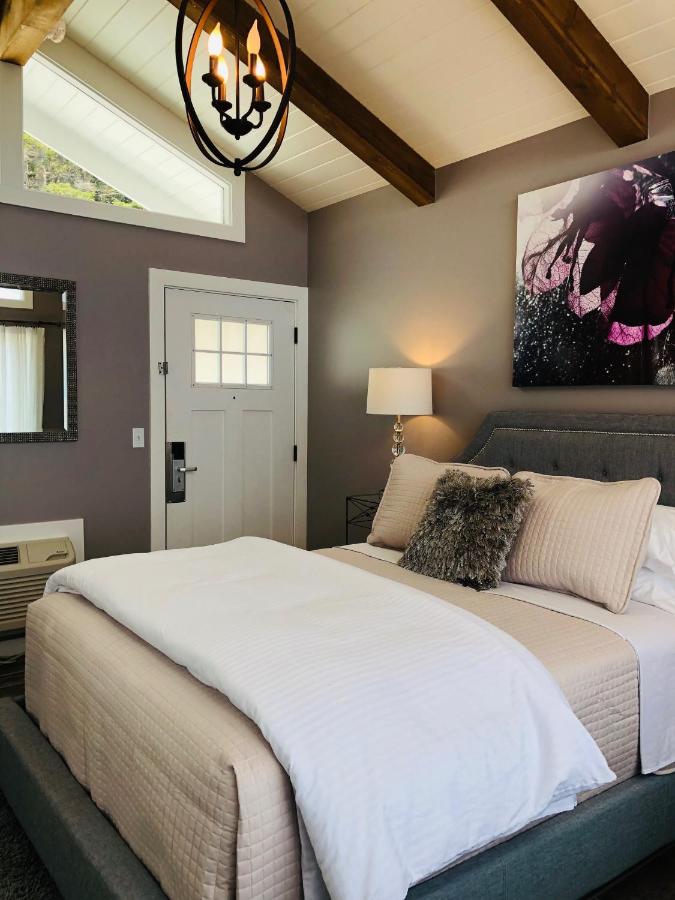 Seafoam Lodge — photo 14