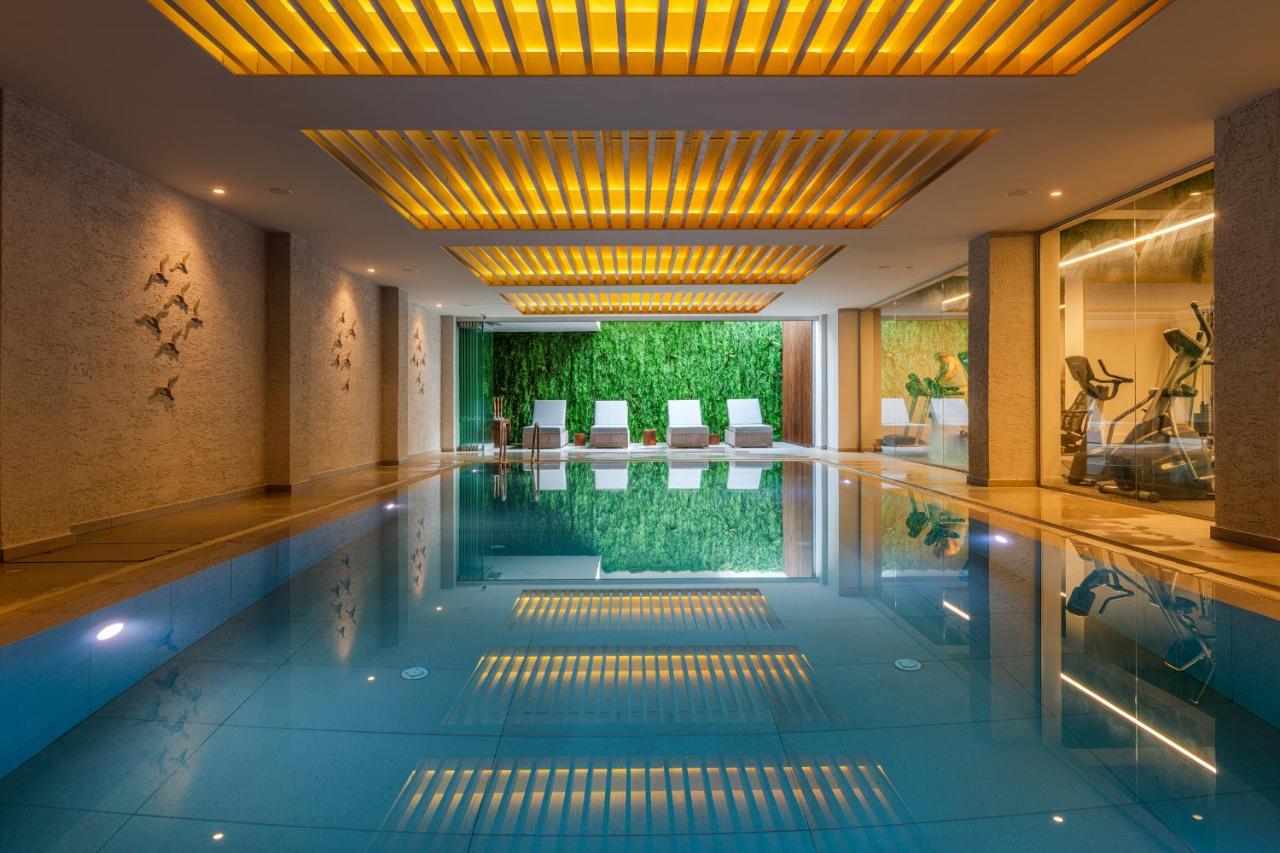 Nelia Beach Hotel & Spa photo