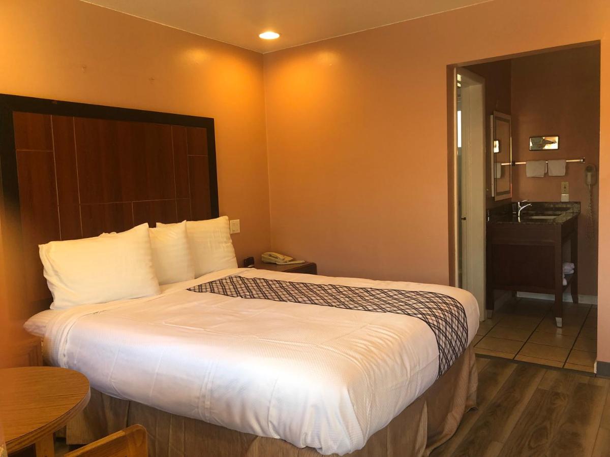 Bestway Inn — photo 16