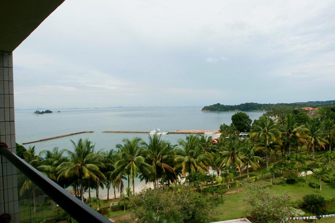 Hotel, plaża: Batam View Beach Resort