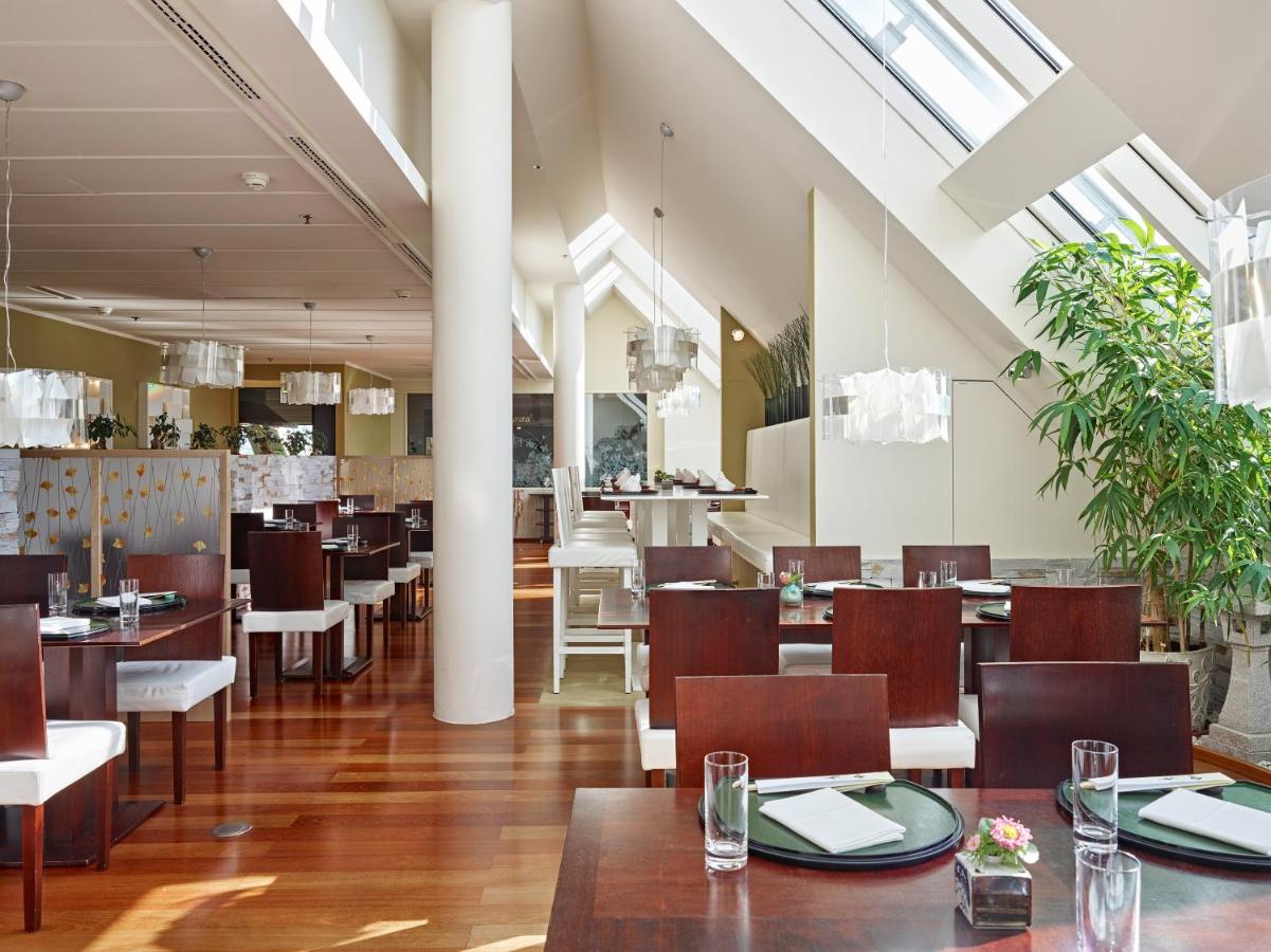 Grand Hotel Wien photo