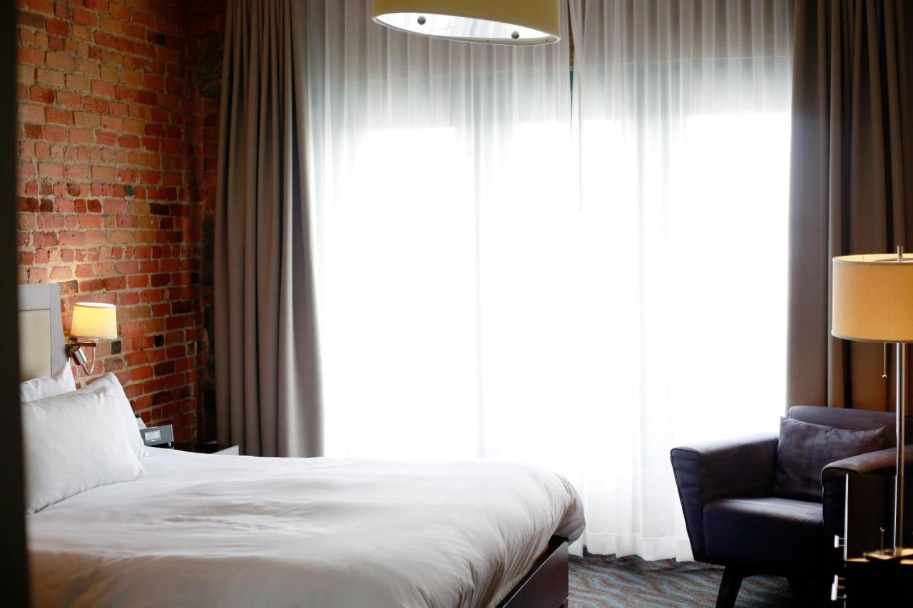 Hotel Nelligan photo