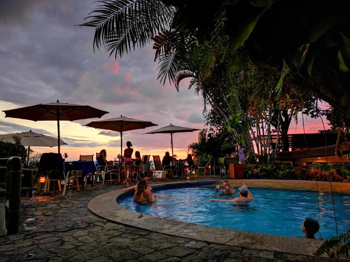Si Como No Resort & Wildlife Refuge photo