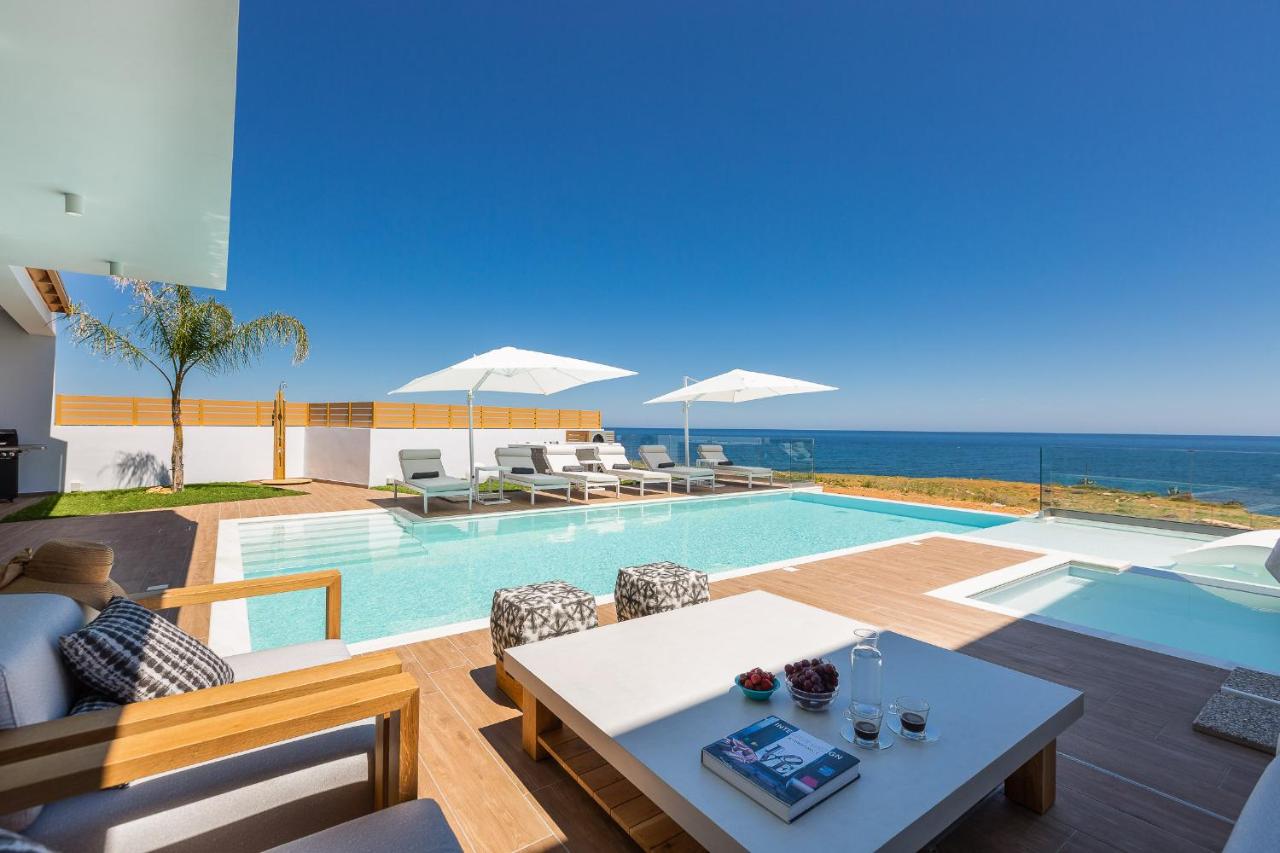 Wave Villa, Beach Front Retreat!, Panormos – opdaterede priser for 2022