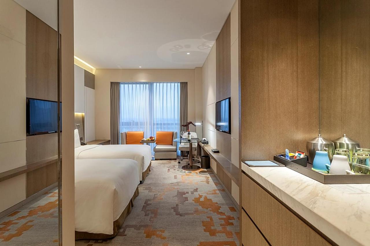 Radisson Exhibition Center Shanghai photo