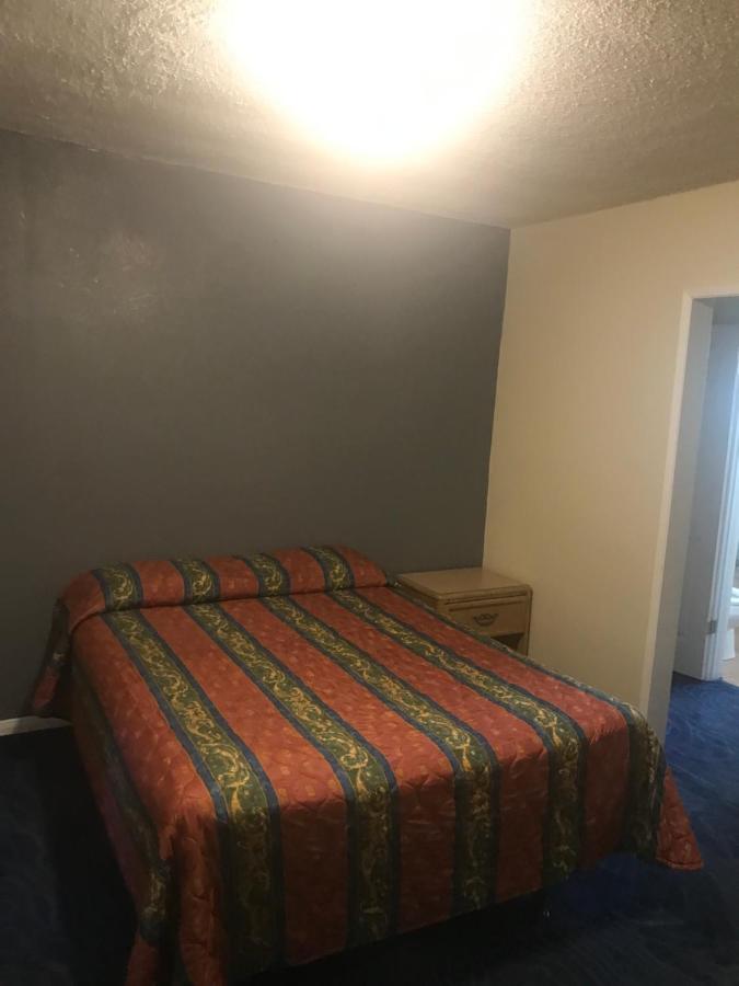 Palms Motel — photo 20