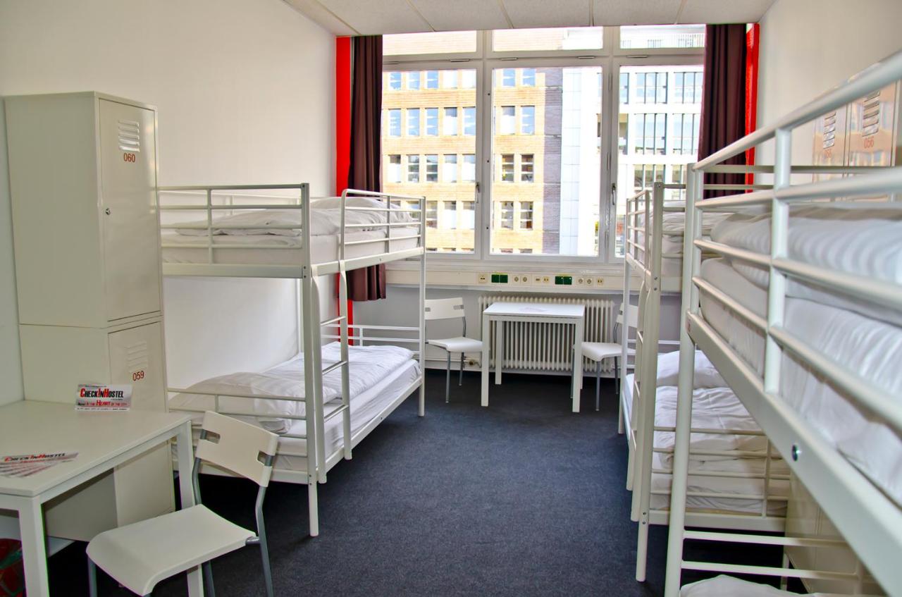 CHECK IN HOSTEL - Laterooms