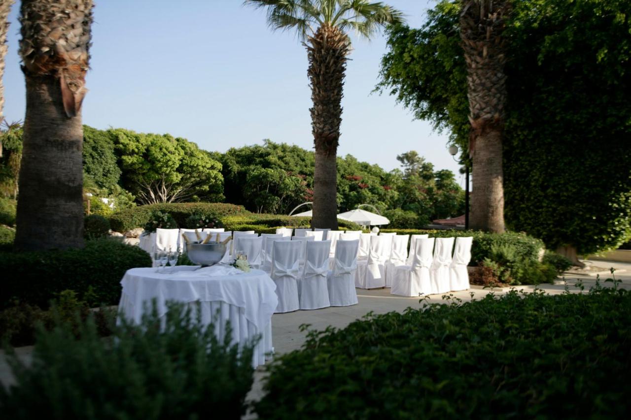 Avanti Hotel photo