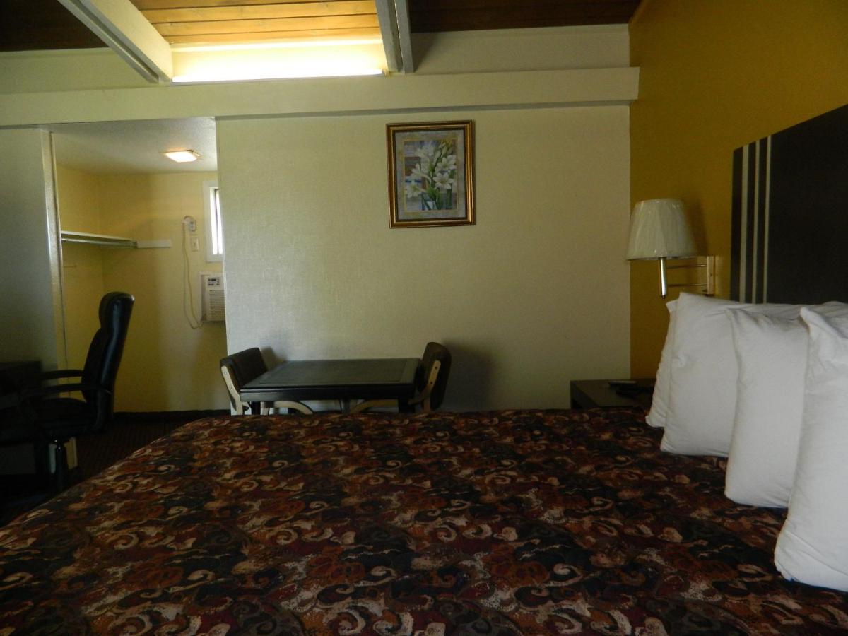 Freer Motel — photo 9