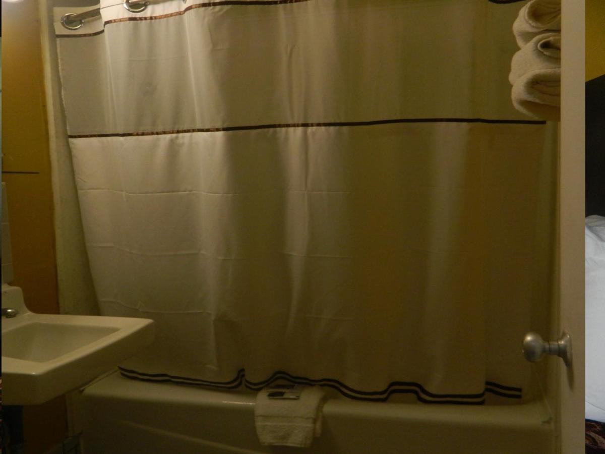 Freer Motel — photo 14