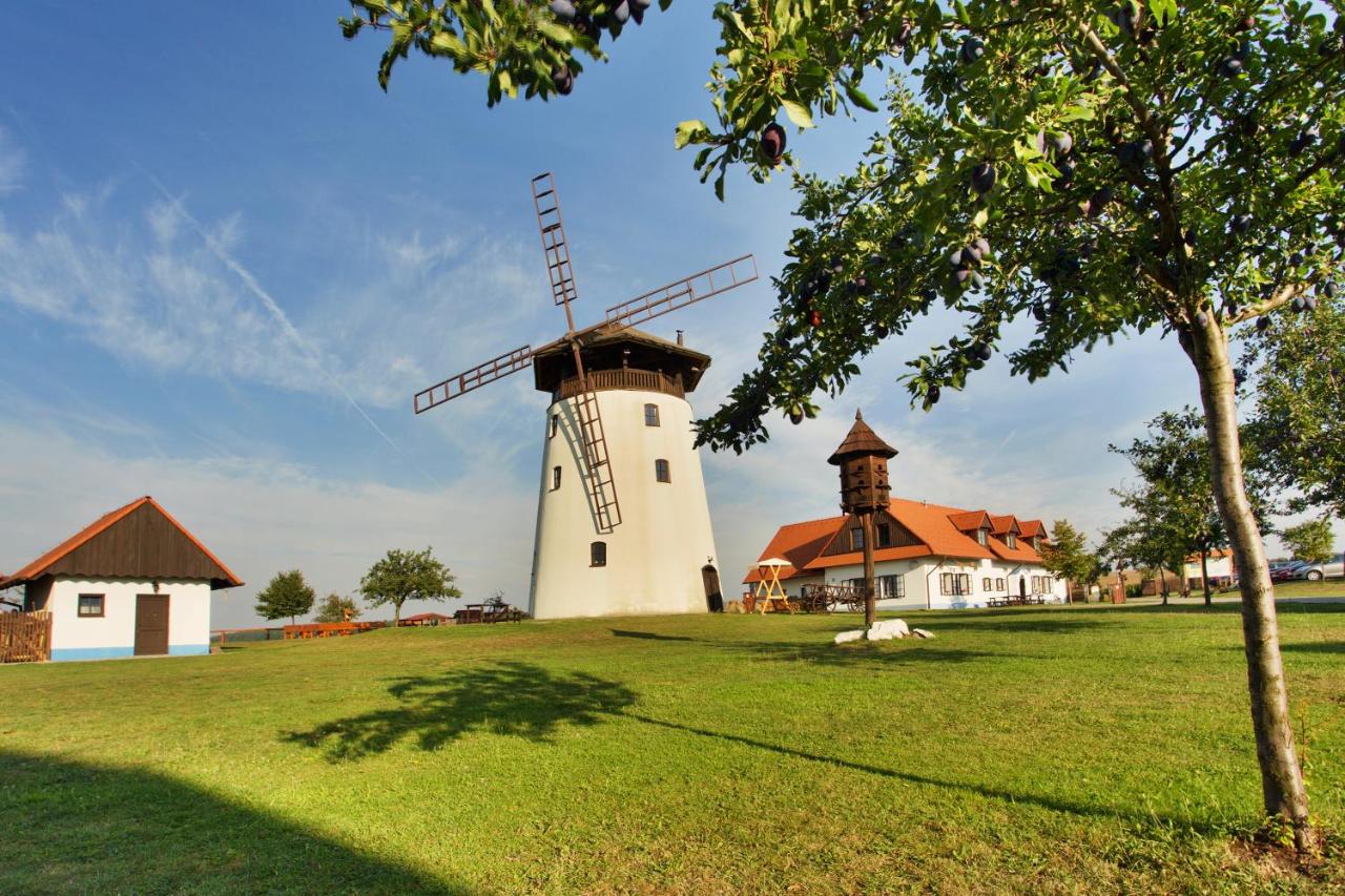 Bukovanský mlýn, Bukovany