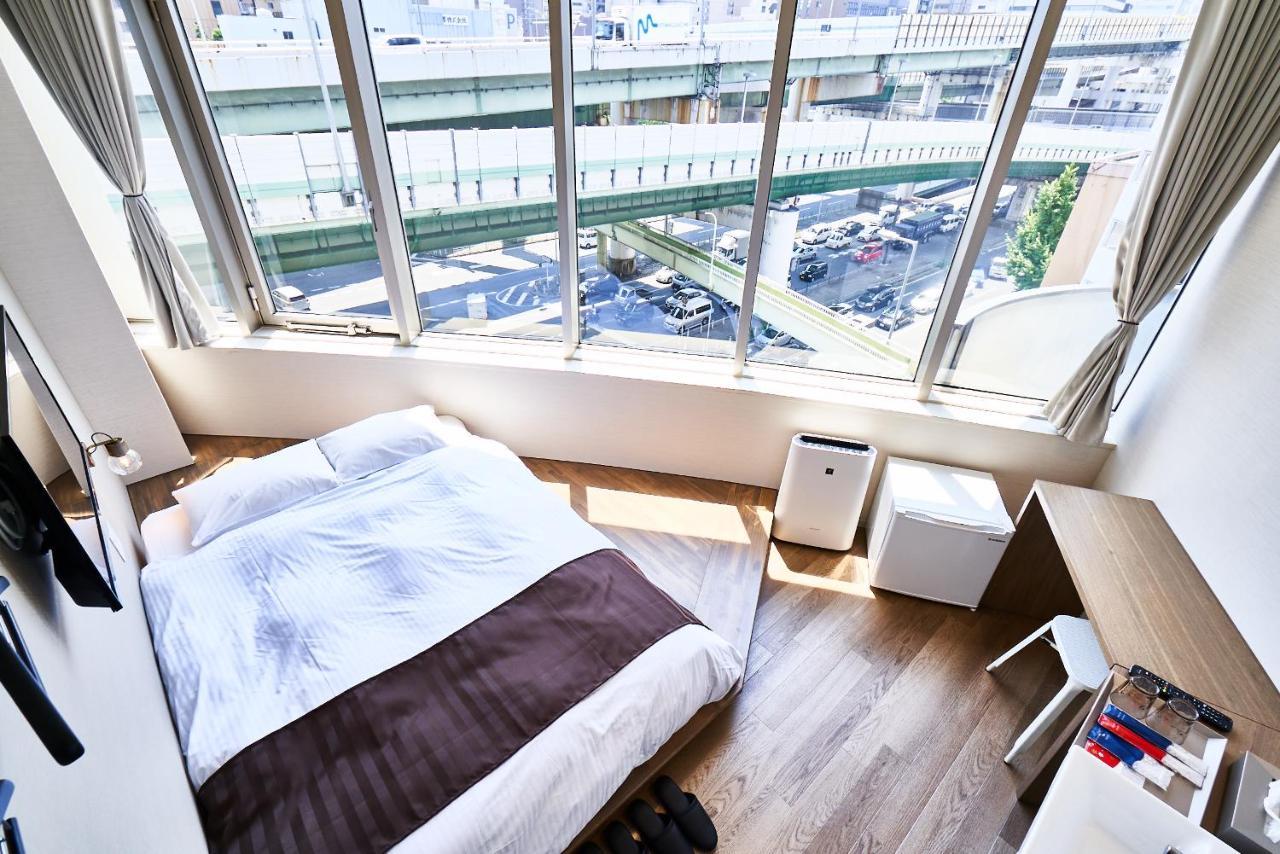 &AND HOSTEL HOMMACHI EAST - 3