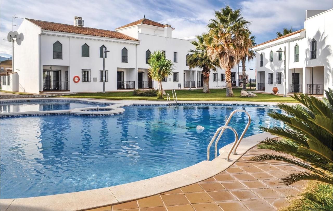 Two-Bedroom Apartment in Iznalloz, Spain - Booking.com