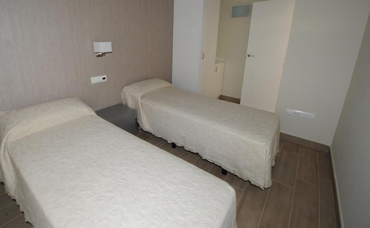 Apartamentos Turísticos Mirablanc, Valjunquera – Updated 2022 ...