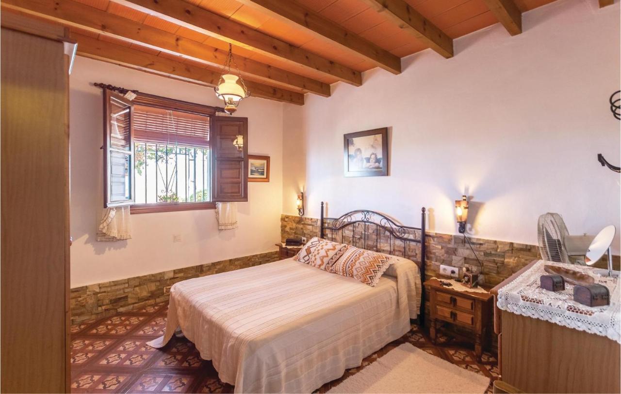 Holiday home Cuesta Robano (Spanje Sayalonga) - Booking.com
