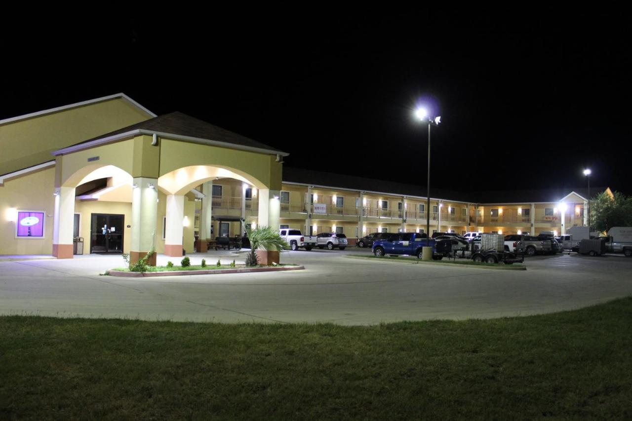 Horizon Inn & Suites — photo 13