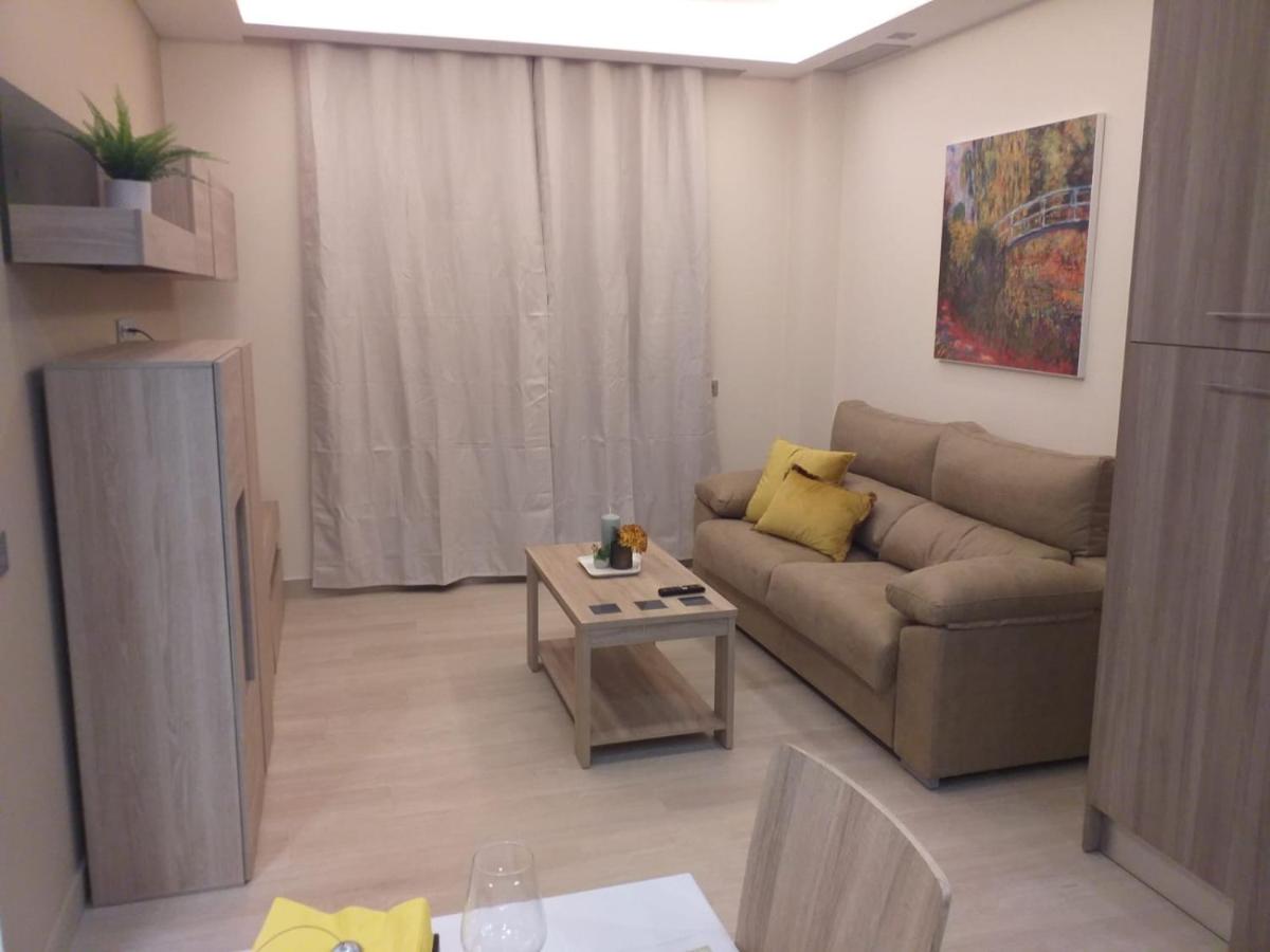 Apartamentos Vacacionales Joctis, Bajo B, Fuengirola ...