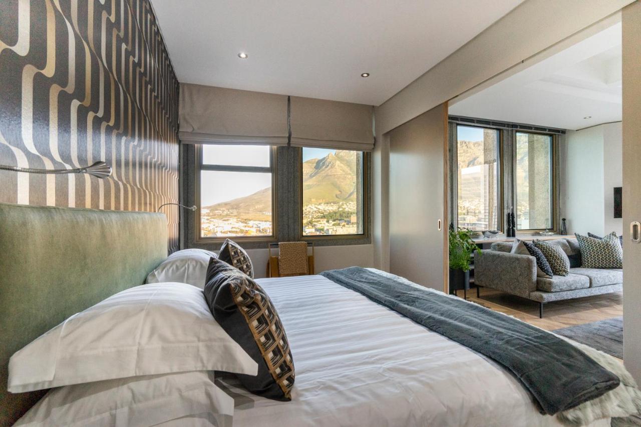 #1803 Cartwright - Simply Spectacular - 2