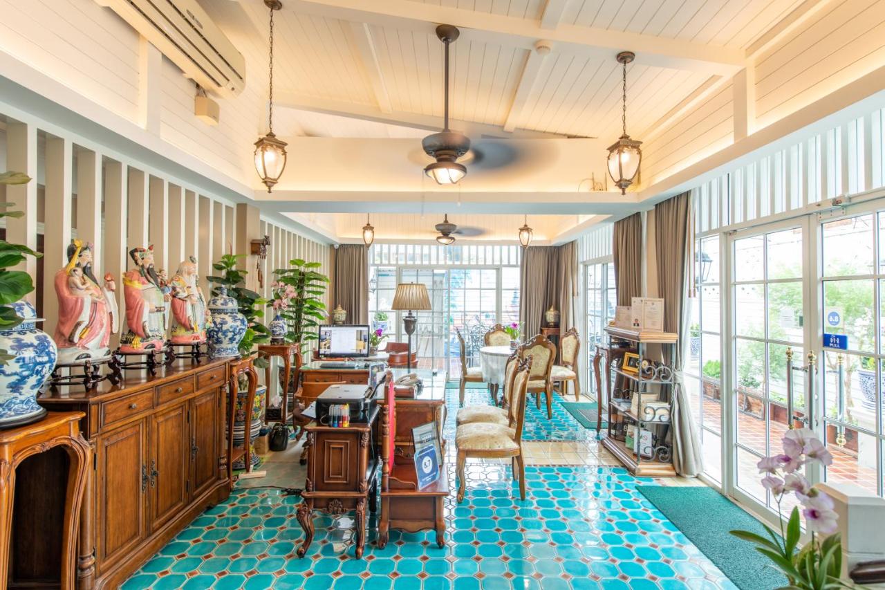 The Orchid House 153 - 4