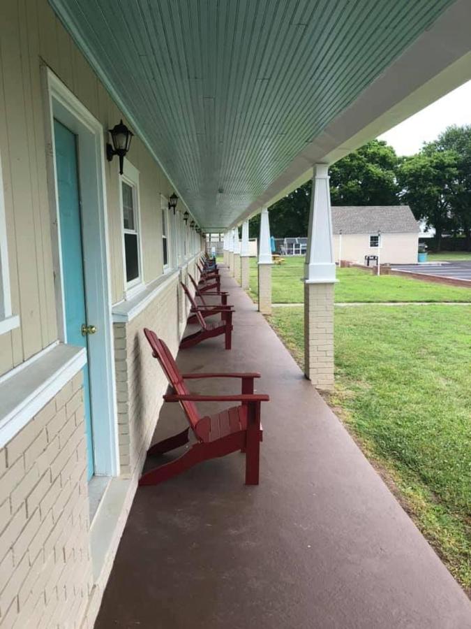 Peacock Motor Inn — photo 19