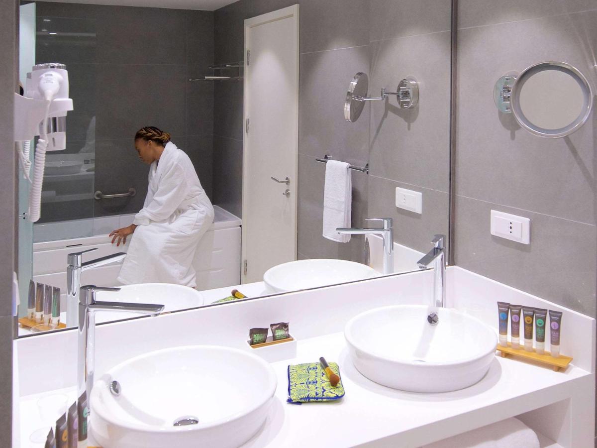 Novotel Cotonou Orisha photo