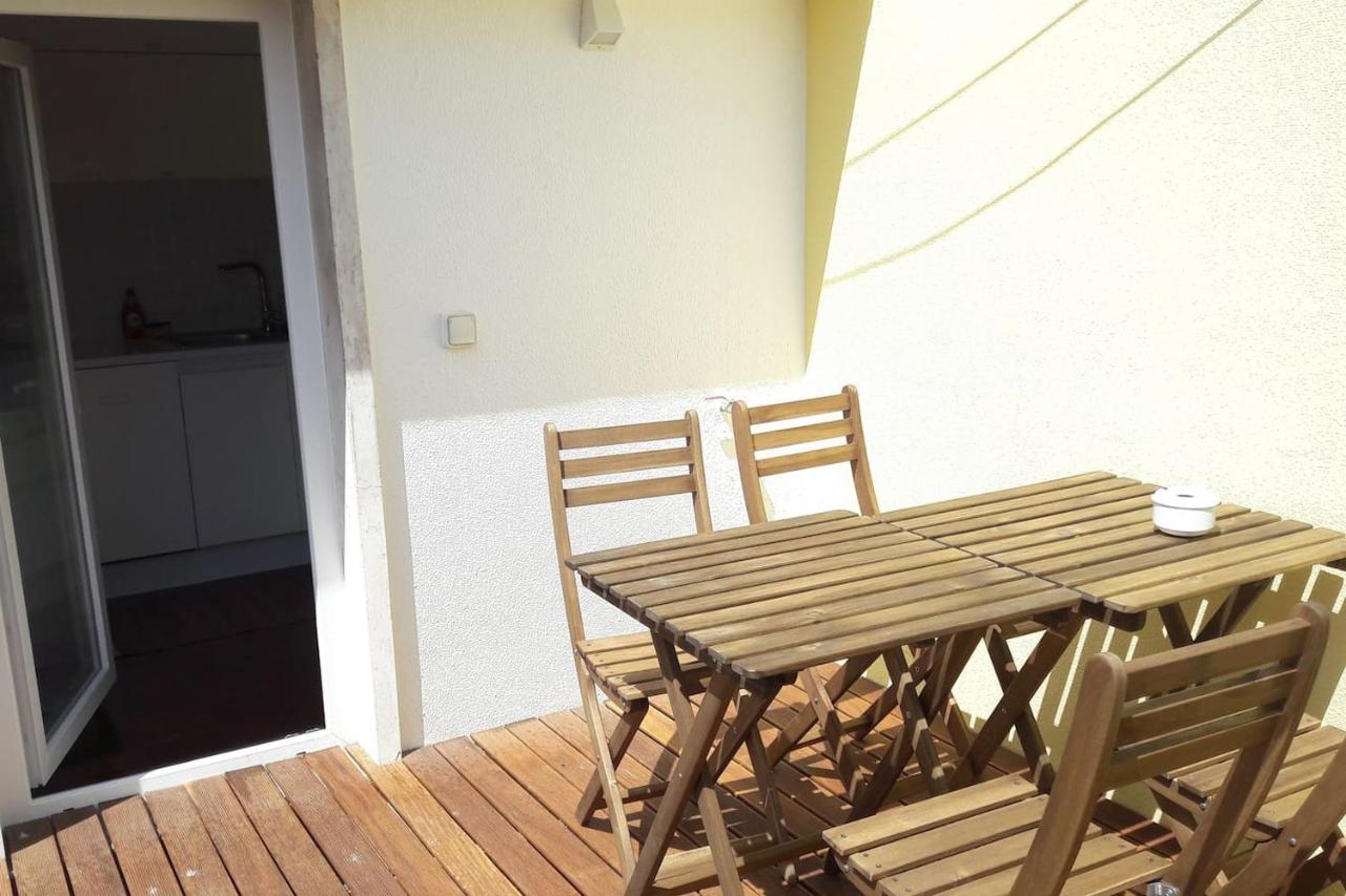 Modern Cosy Flat with Terrace in Campo de Ourique. - 2
