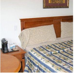 Raymoure Motel — photo 14