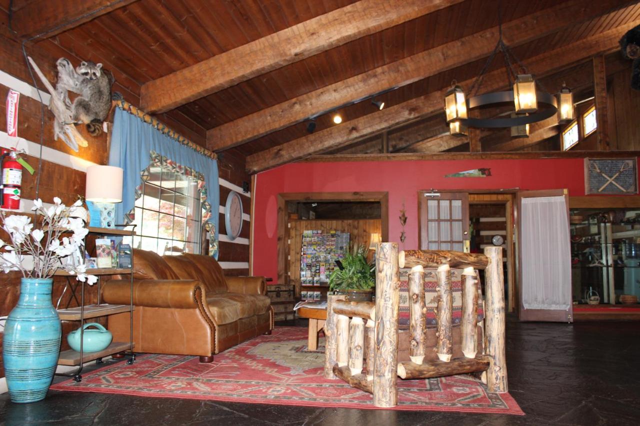 Great Smokies Inn - Cherokee — photo 22