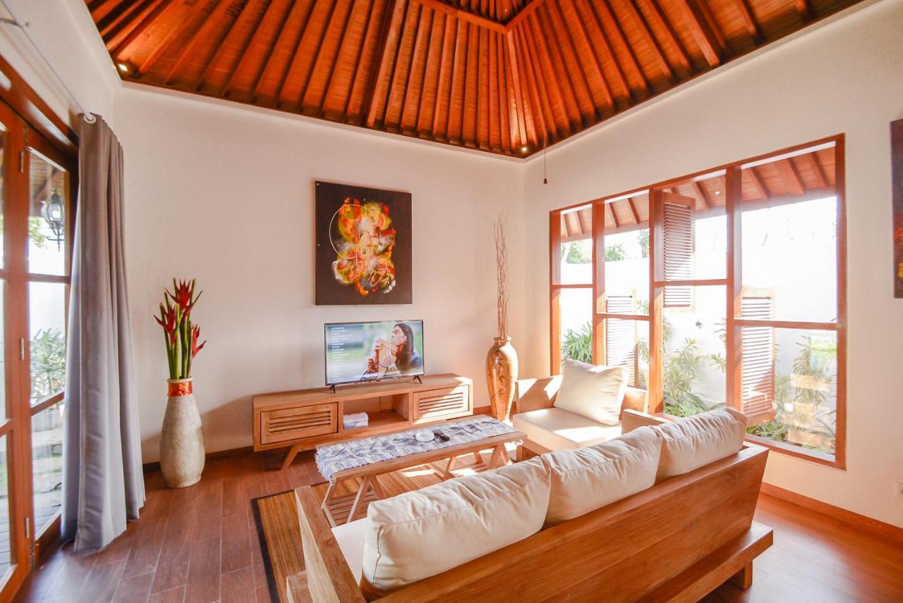 Villa Kupu Kupu Bingin - 2