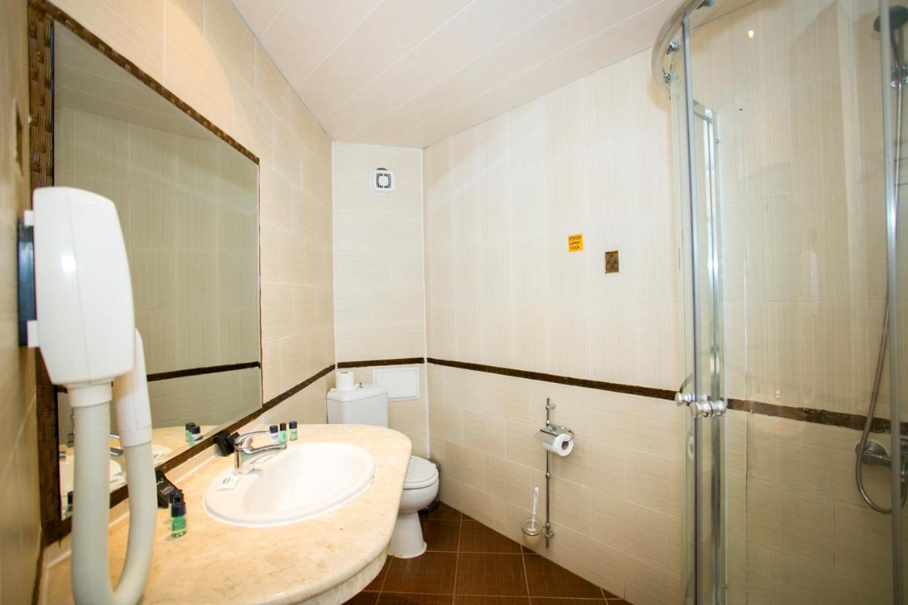 Imperial Palace Hotel photo