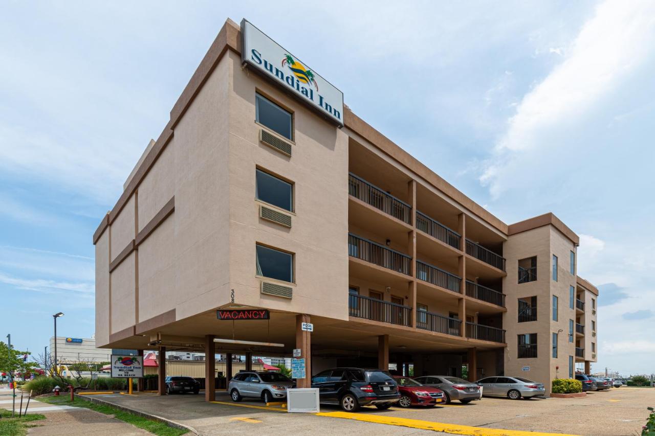 {{ hotelInfo.altText }}