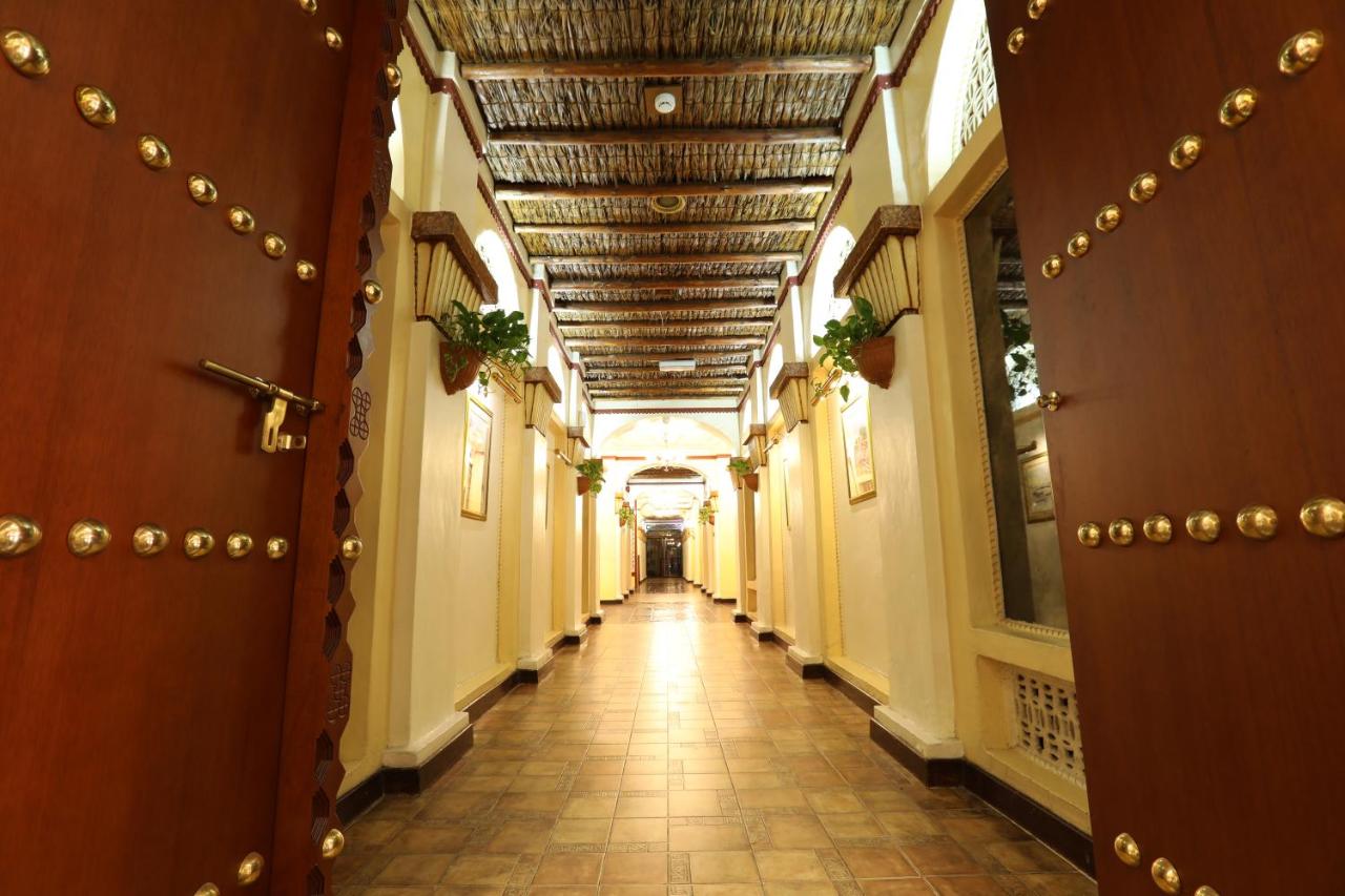 Delmon International Hotel photo