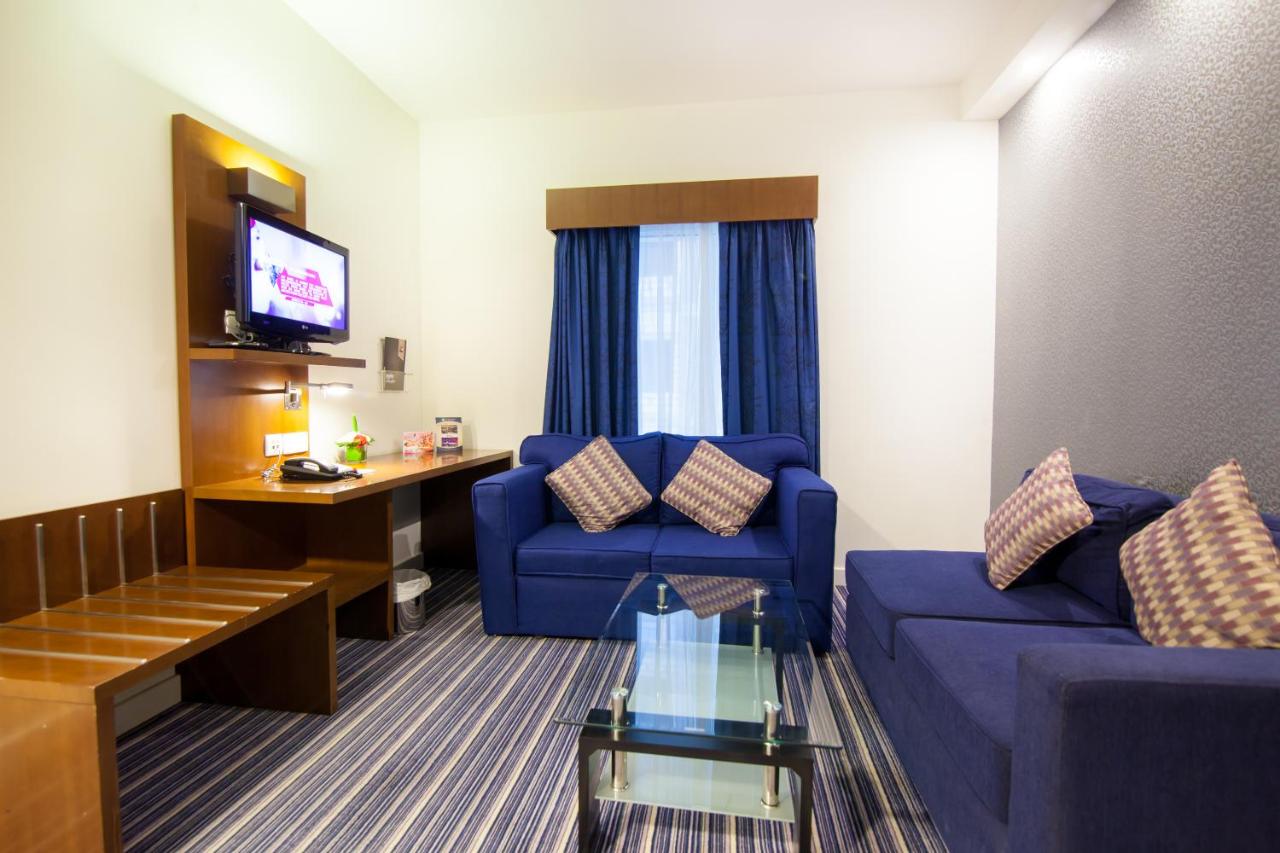 Holiday Bahrain Hotel photo