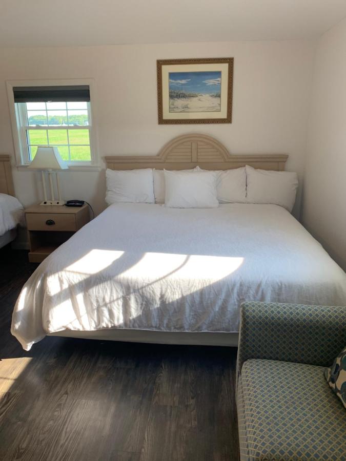 Peacock Motor Inn — photo 14