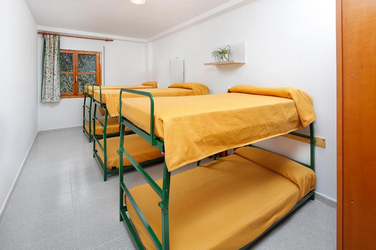 Albergue Sierra de Arbe, Naval – Updated 2022 Prices