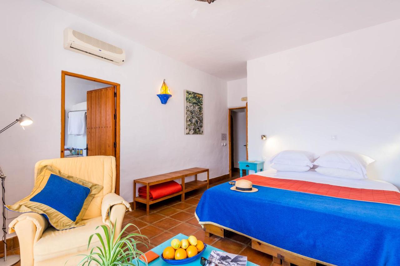 Hotel Los Castaños, Cartajima – Updated 2022 Prices