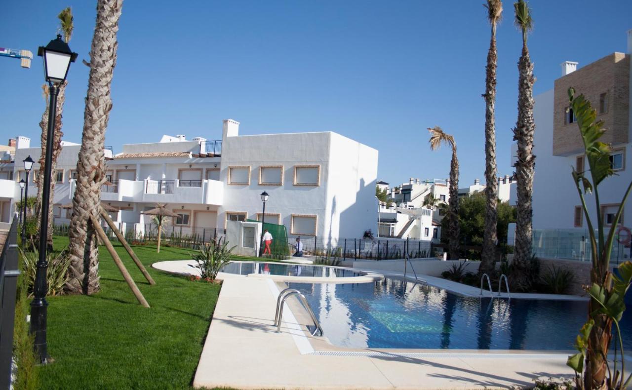 Residencial Linnea Sol Mar Holidays, Playas de Orihuela ...