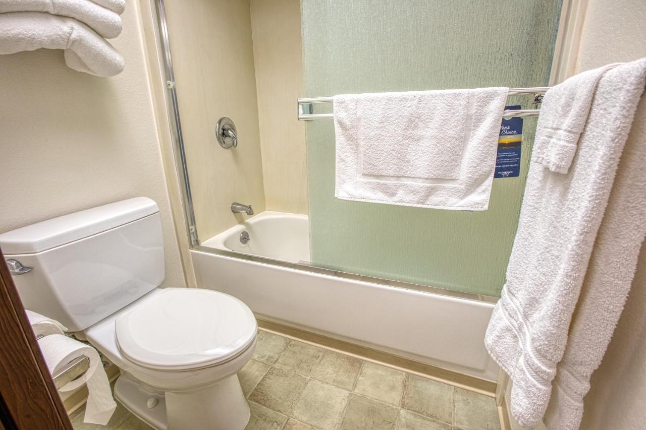 Sophie Station Suites — photo 11