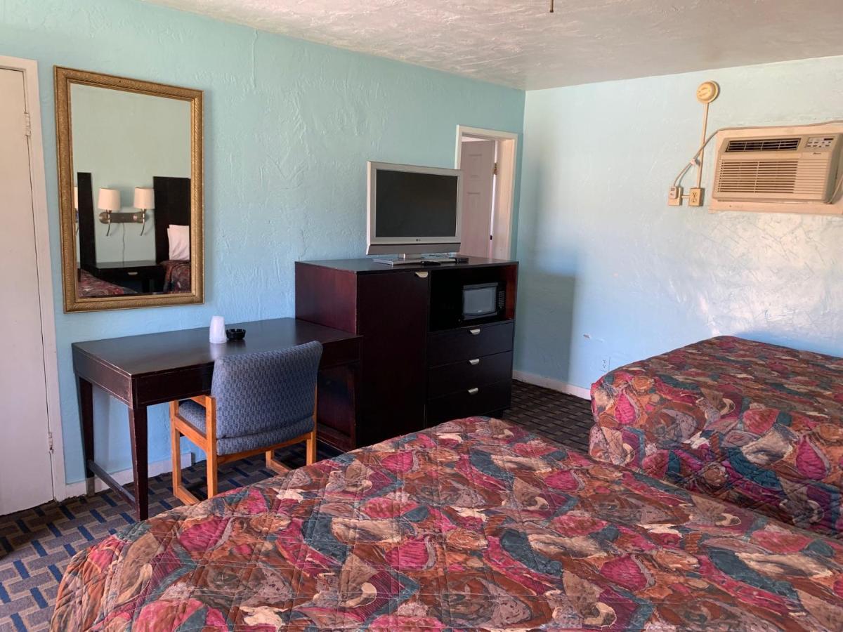Regal Inn — photo 8