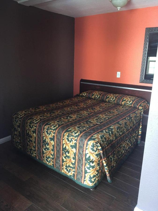 Fiesta Motel — photo 4