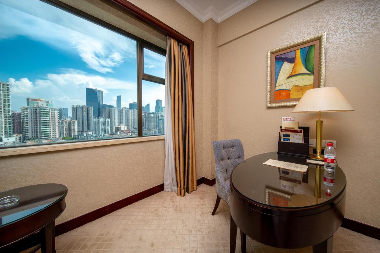 Grand International Hotel photo