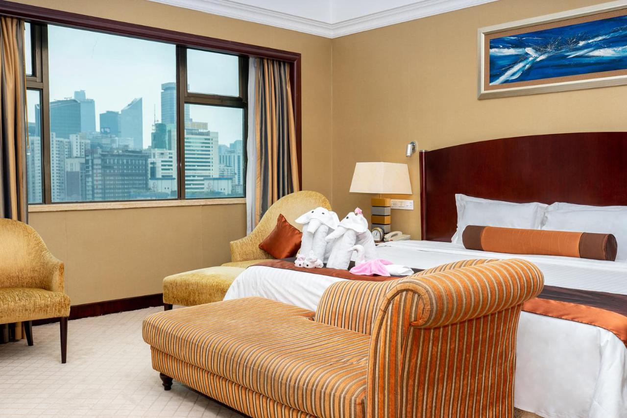 Grand International Hotel photo