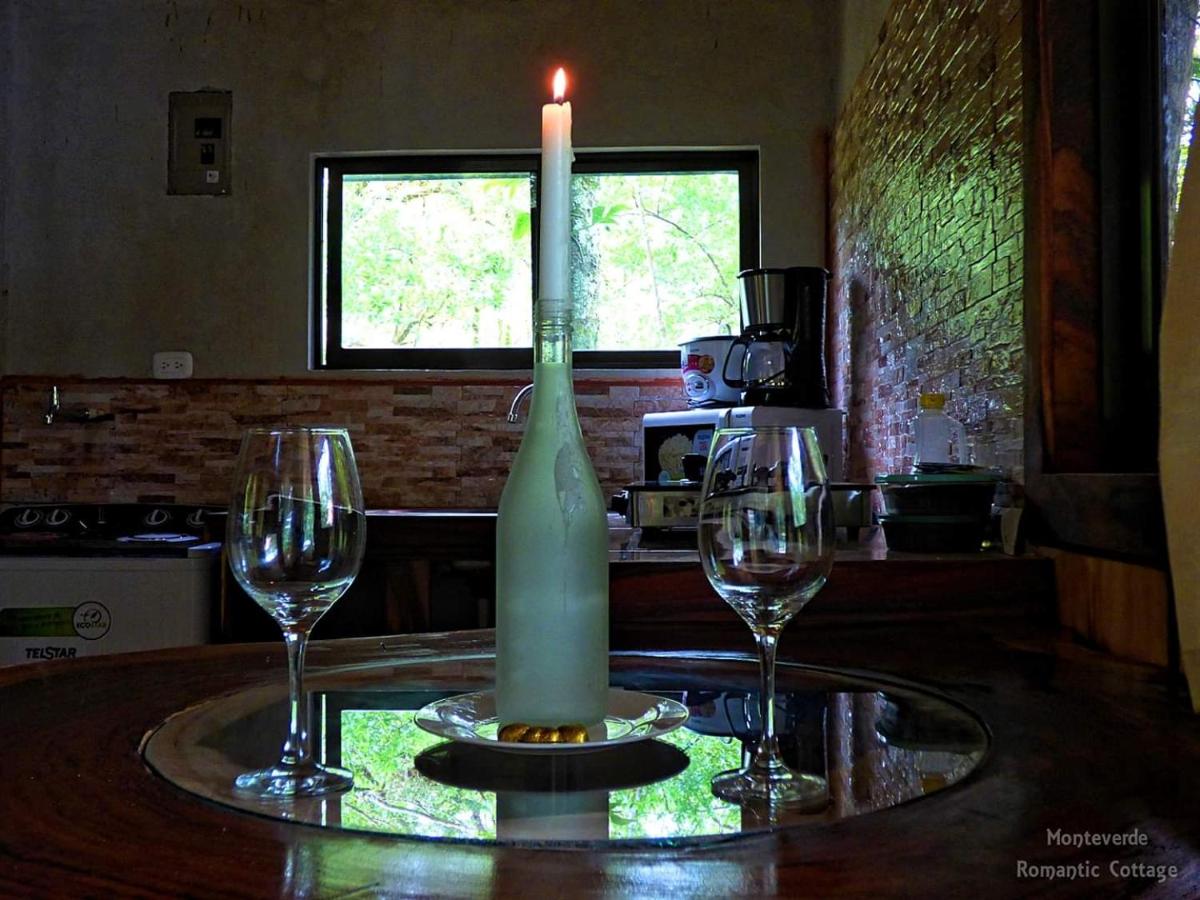 Monteverde Romantic Cottage photo