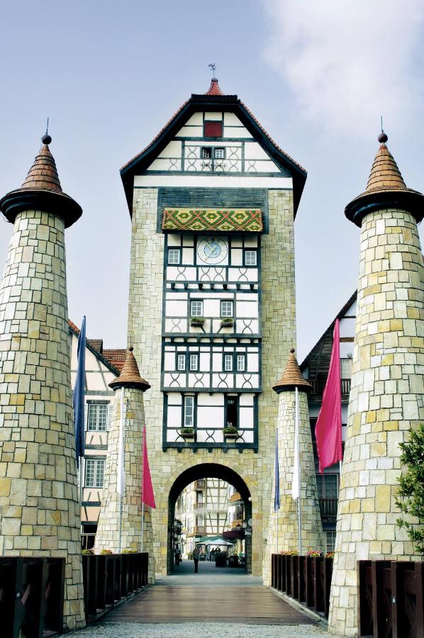 Colmar Tropicale Bukit Tinggi Updated 2021 Prices