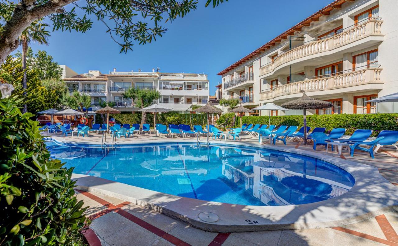 Apartamentos Maricel 1, El Port, Spain - Booking.com