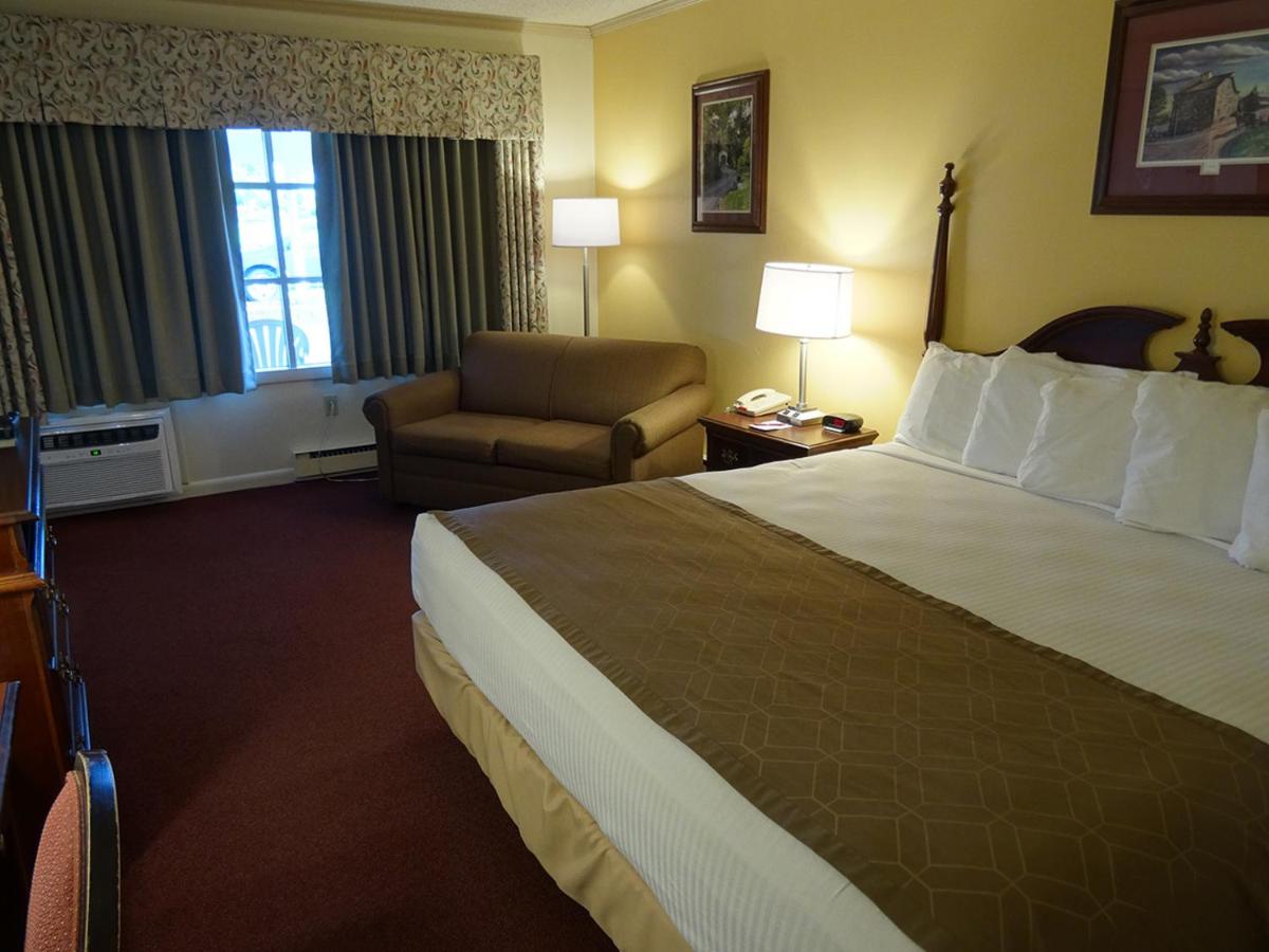 Bird-in-Hand Family Inn — photo 17