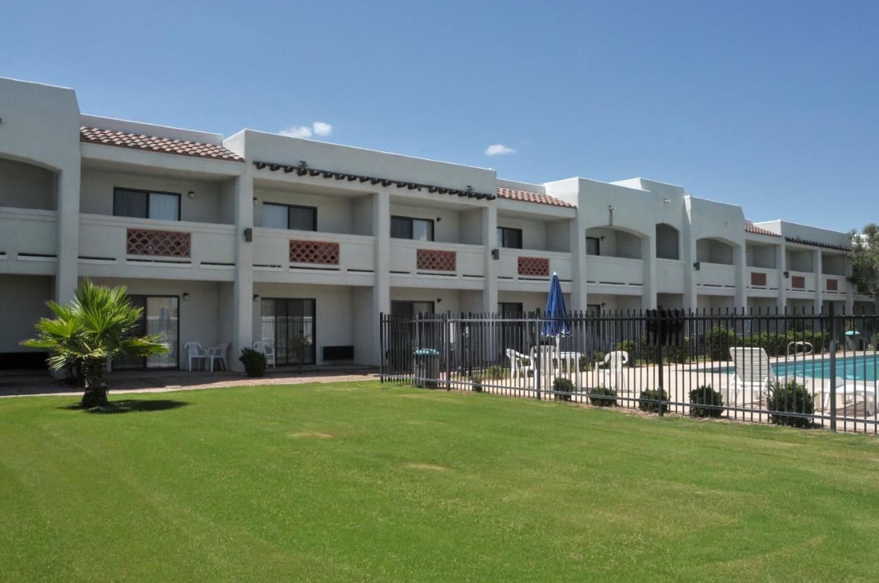 Los Viajeros Inn — photo 11
