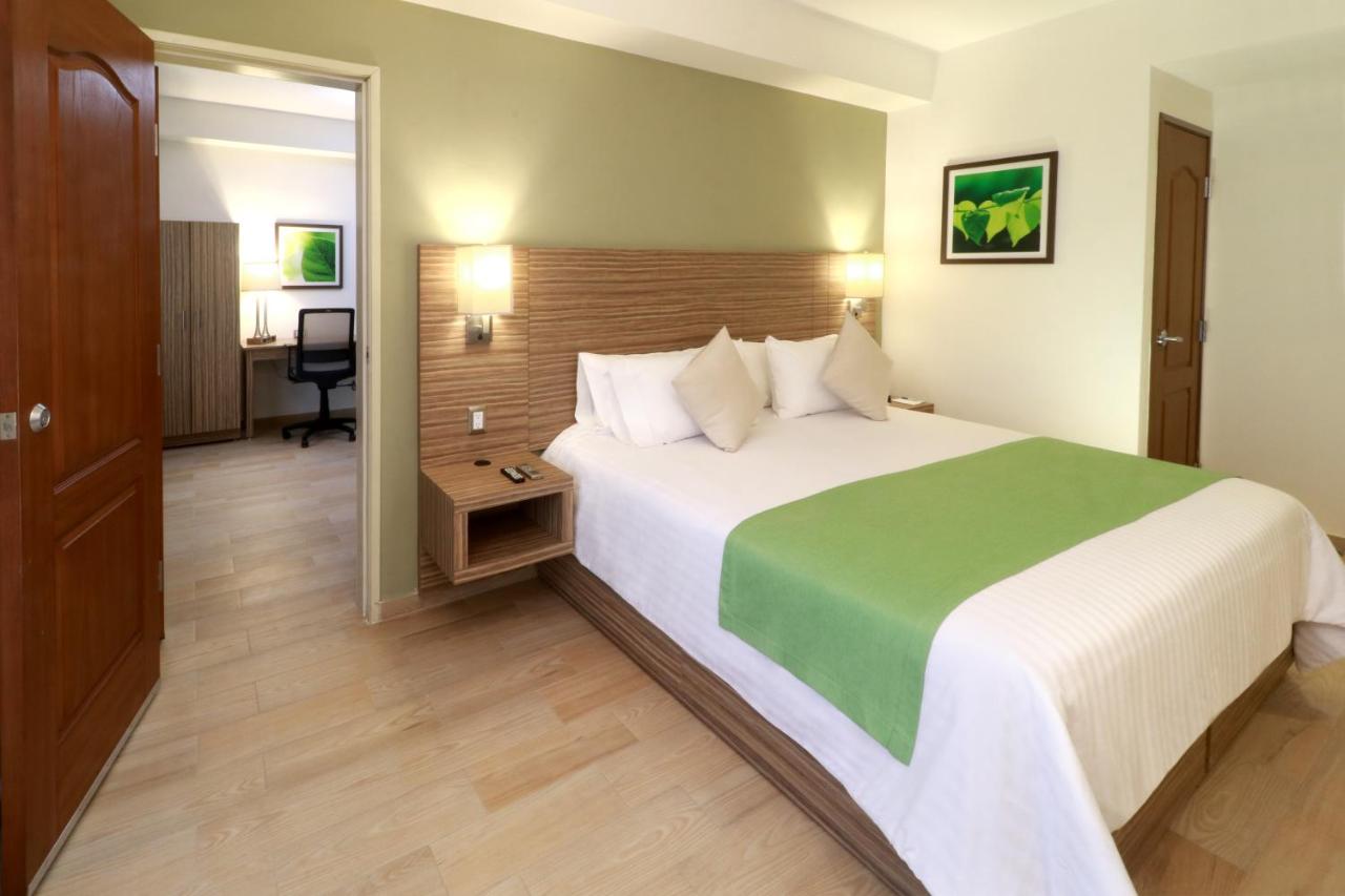 Wyndham Garden Monterrey Valle Real Wyndham Garden Monterrey Valle Real